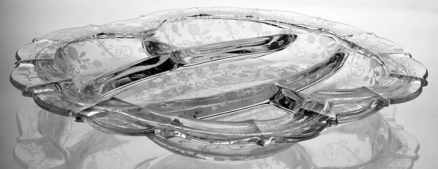 Elaine Clear (Stem 3500) #3900 120 12" Oblong 5 Part Relish by Cambridge-1