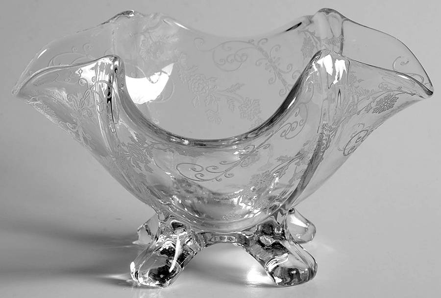 Elaine Clear (Stem 3500) 3400 6" 4 Toed Fancy Edge Bowl by Cambridge-1