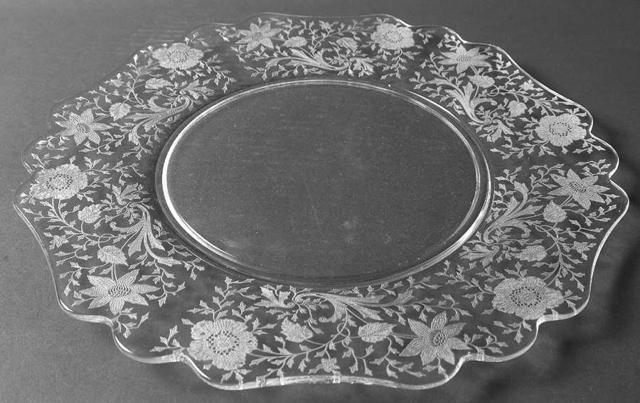 Wildflower Clear 14" Chop Plate (3400) by Cambridge-1