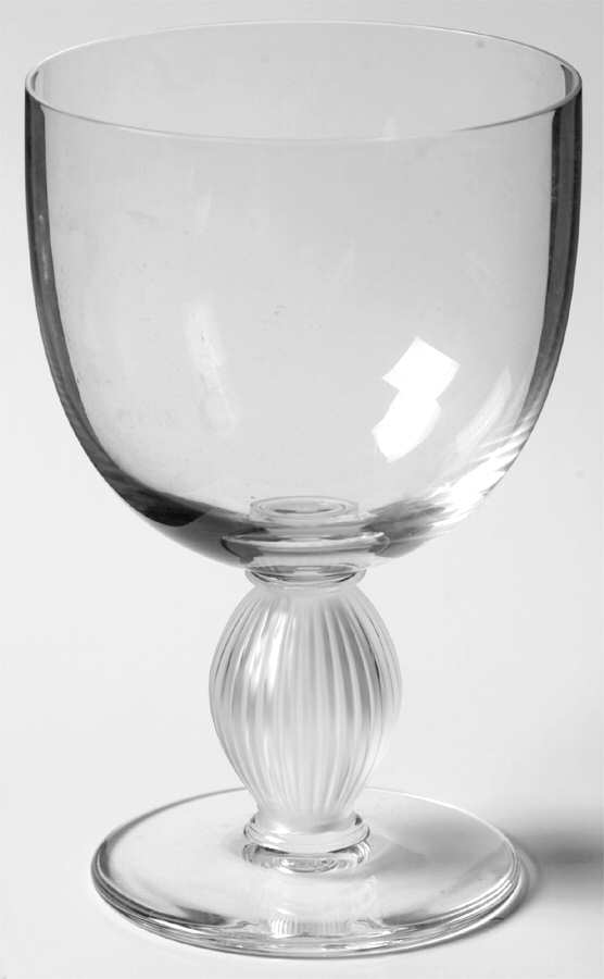 Langeais Burgundy Wine by Lalique-1