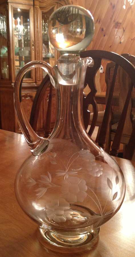 Sara-Consara Handled Wine Decanter & Stopper by Colony-1
