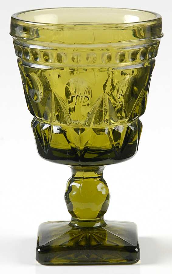 Park Lane Green Wine Glass by Colony-1