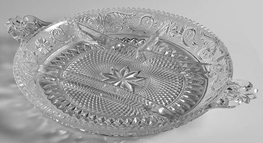 Sandwich Clear 14" Round 4 Part Relish by Colony-1