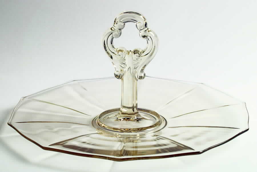 Decagon Yellow Center Handle Tray by Cambridge-1