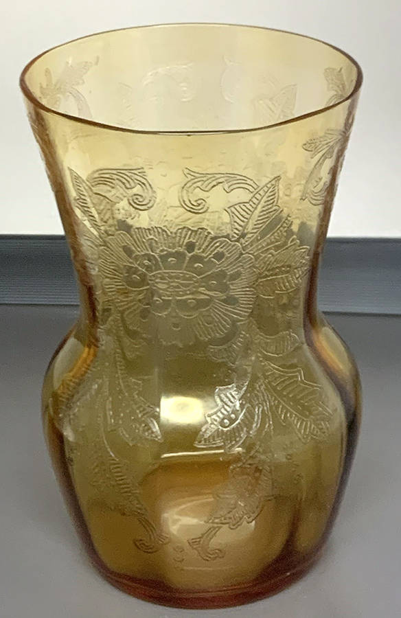 Lorna Amber (Stem 3035) 4" Flower Vase by Cambridge-1