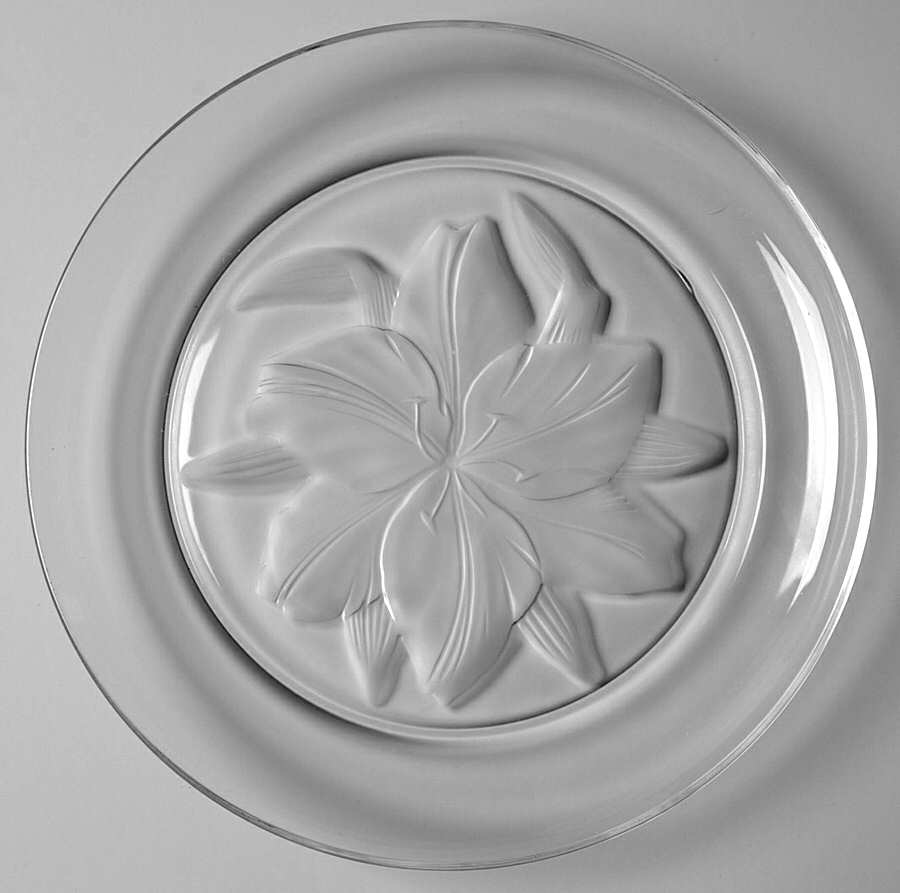 Romance Dessert Plate by Cristal D'Arques - Durand-1