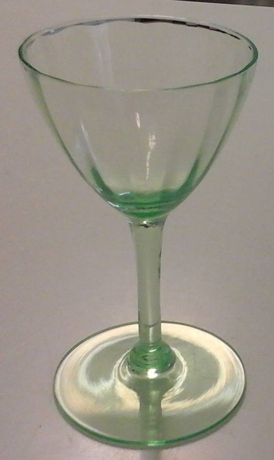 3051 Green Liquor Cocktail by Cambridge-1