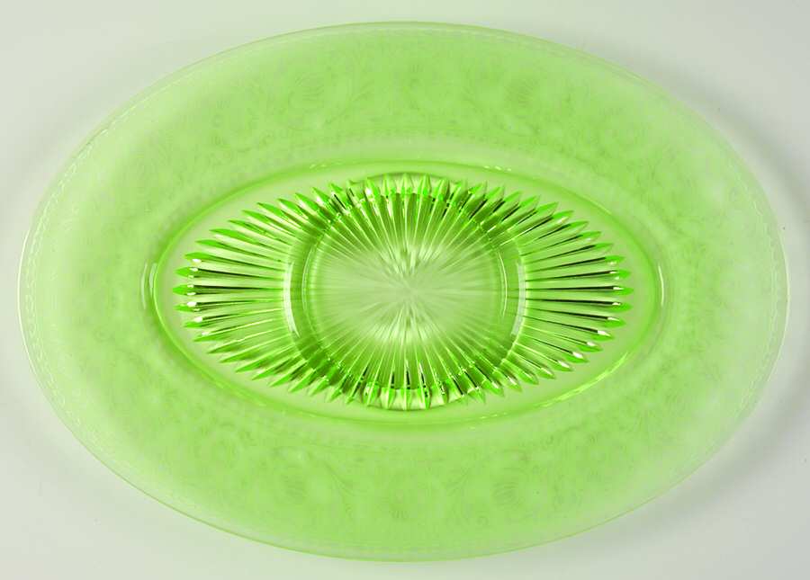Etch 727 Green (No Trim) Cheese & Cracker Plate by Cambridge-1