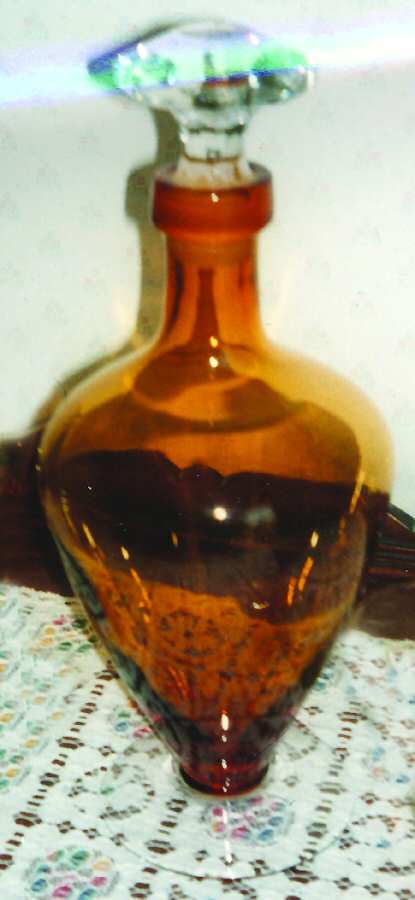 1321 Amber Decanter & Stopper by Cambridge-1