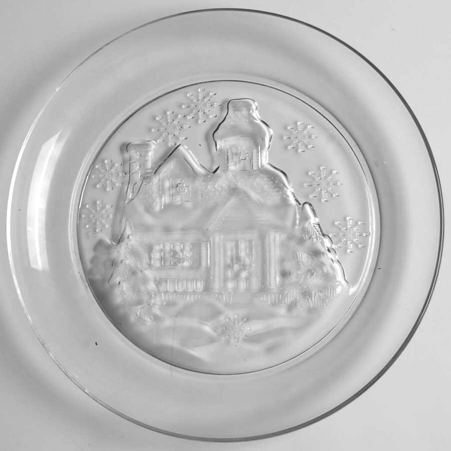 Gingerbread House 7" Salad Plate by Cristal D'Arques - Durand-1