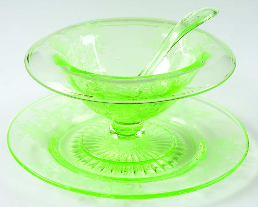 Early Wildflower Emerald Green Mayonnaise Bowl, Underplate and Ladle by Cambridge-1