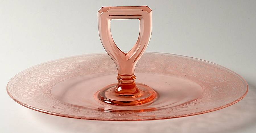 Etch 725 Pink (No Trim) Center Handle Tray by Cambridge-1