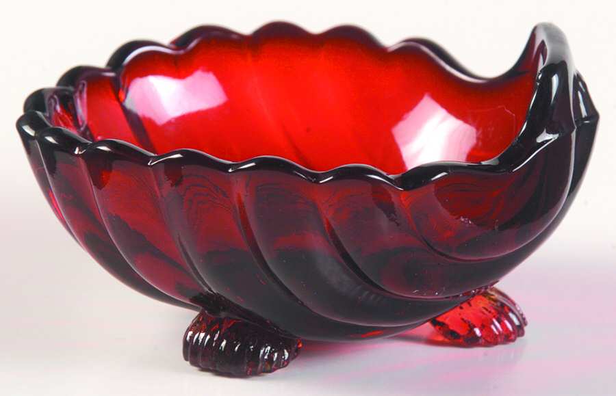 Krystolshell Ruby Nut Cup by Cambridge-1