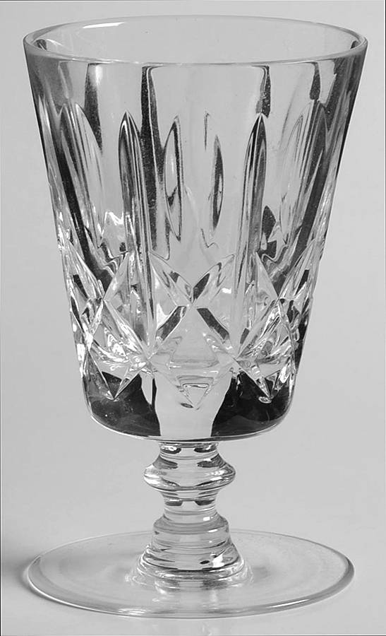 Norfolk Wine Glass by Clapperton's-1