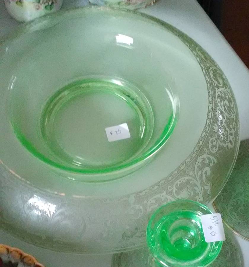 Etch 725 Green (No Trim) Rolled Edge Bowl by Cambridge-1