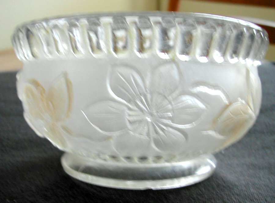 Clematis Peach (Frosted) Finger Bowl by Crystal Glass -1