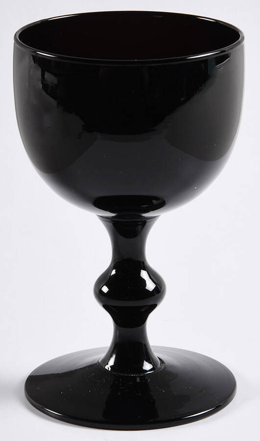 COL13bl Wine Glass by Colony-1
