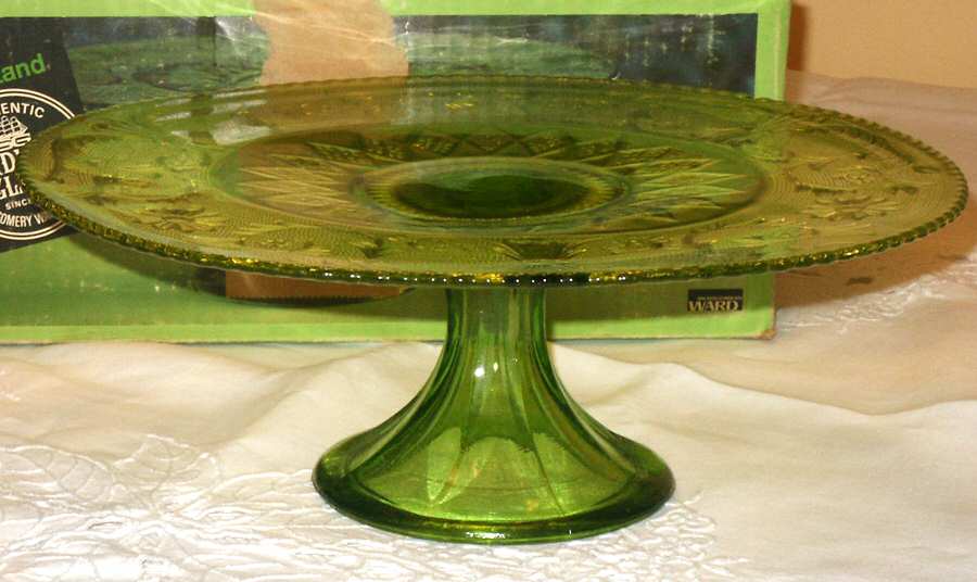 Sandwich Green (Lime Avocado) Round Cake Stand by Colony-1