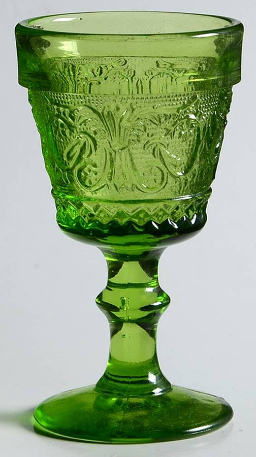Sandwich Green (Lime Avocado) Wine Glass by Colony-1