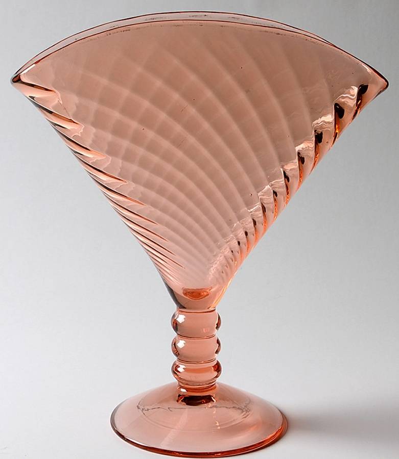 Spiral Optic-Pink Fan Shape Vase by Cambridge-1