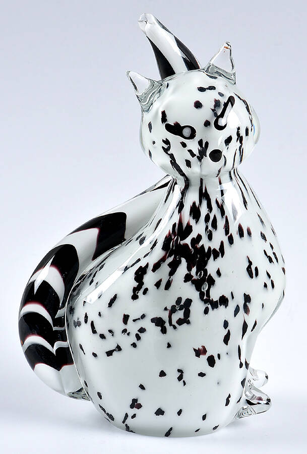 Artglass Figurines & Giftware Cat Figurine by Cristalleria Murano-1