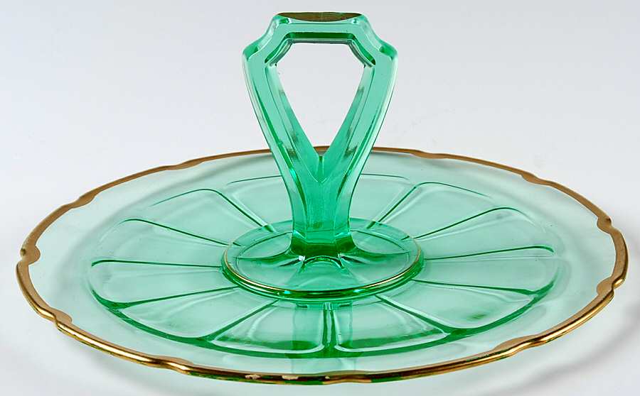 Victory Green Center Handle Tray by Diamond Glass Company-1
