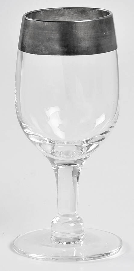 Silver Band Cordial by Dorothy Thorpe-1
