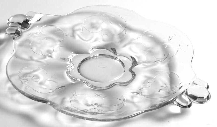 Chantilly 2 Handled Plate by Duncan & Miller-1