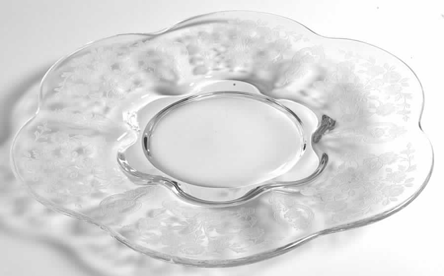 Remembrance Canterbury Shape Plate by Duncan & Miller-1