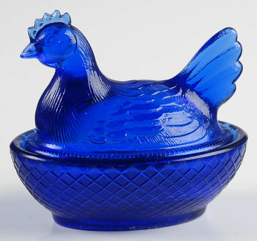 Animals & Figurines Chick on Basket by Degenhart Glass Co-1