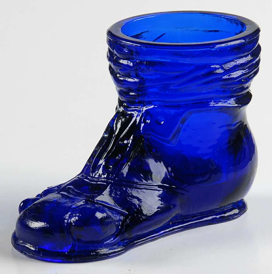 Animals & Figurines Shoe with Toes by Degenhart Glass Co-1