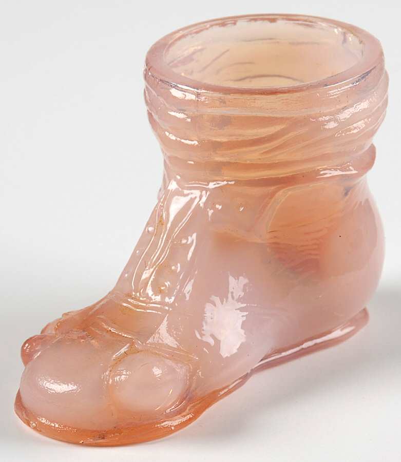 Animals & Figurines Shoe with Toes by Degenhart Glass Co-1
