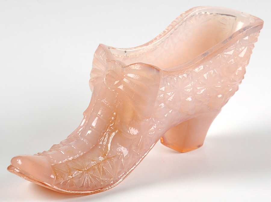 Animals & Figurines Slipper with Bow by Degenhart Glass Co-1