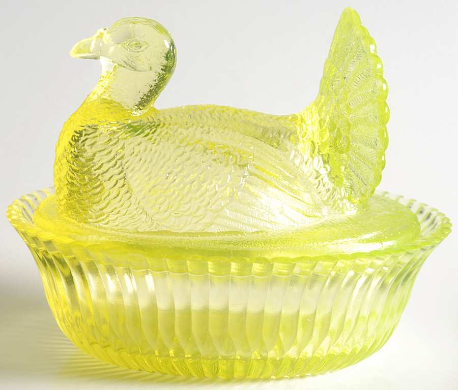 Animals & Figurines Turkey on Nest by Degenhart Glass Co-1