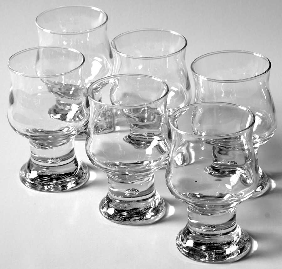 Perla 7 Oz Footed Tumbler (Set of 6) by Durobor-1