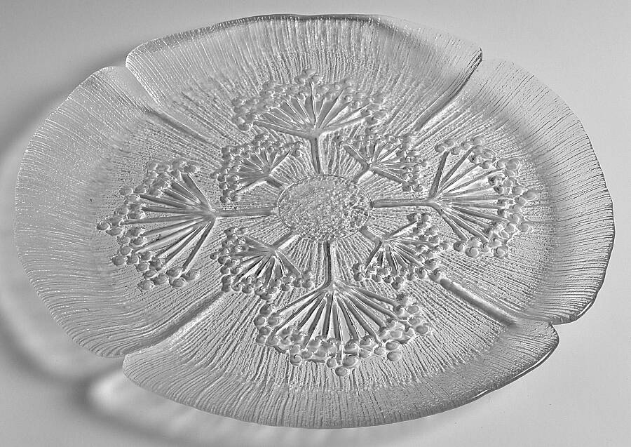 Floriform 13" Round Platter by Dansk-1