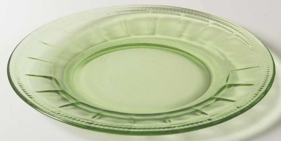 Colonial Fluted Green Luncheon Plate by Federal Glass -1