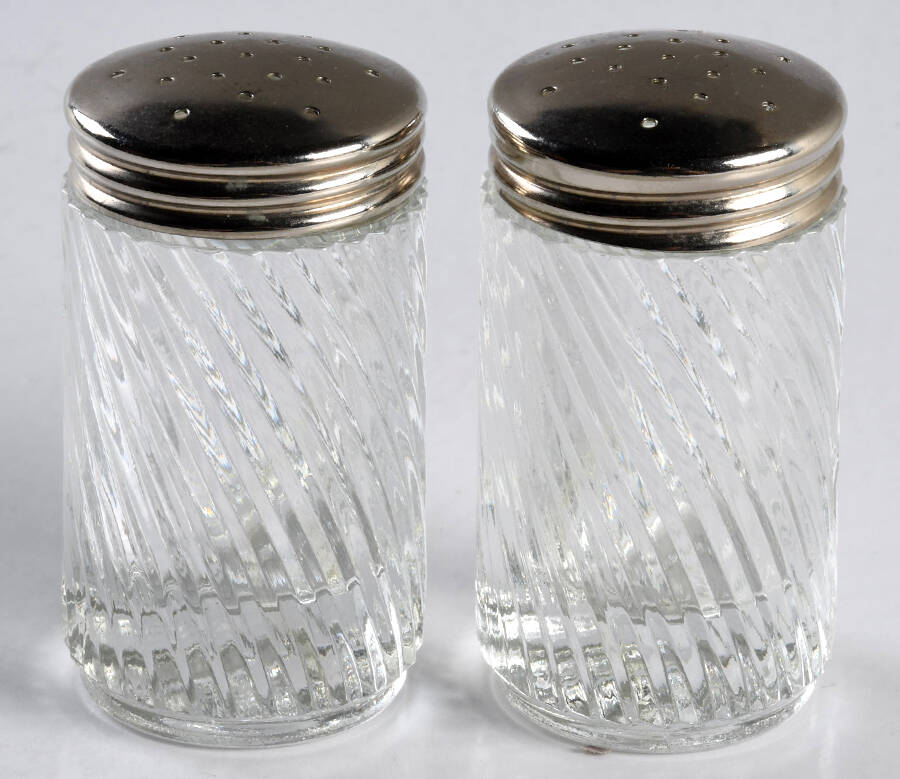 Diana Clear Shaker Set w/Metal Lids by Federal Glass -1