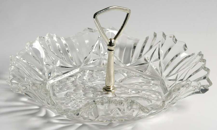 Pioneer Clear 10" Tray with Center Metal Handle by Federal Glass -1