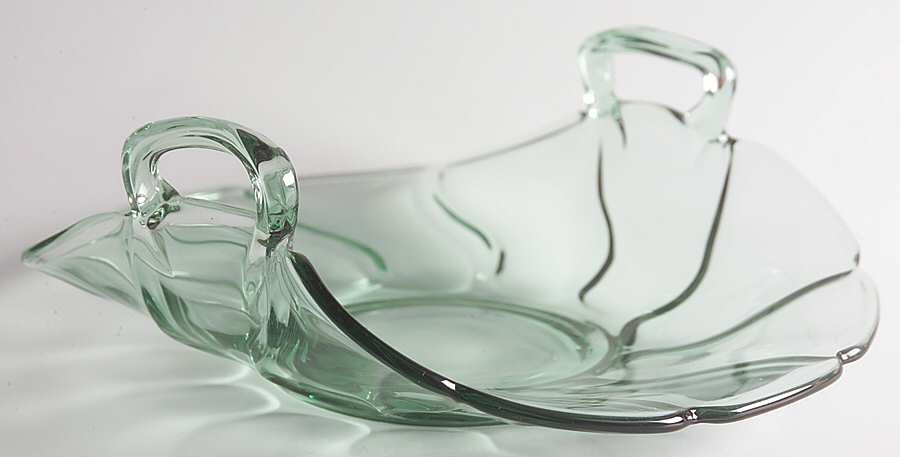 Jamestown Green 9" Handled Muffin Tray by Fostoria-1