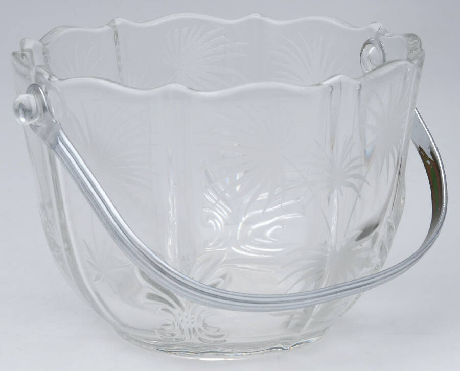 Lido Clear Baroque Ice Bucket, No Handle Or Tongs by Fostoria-1