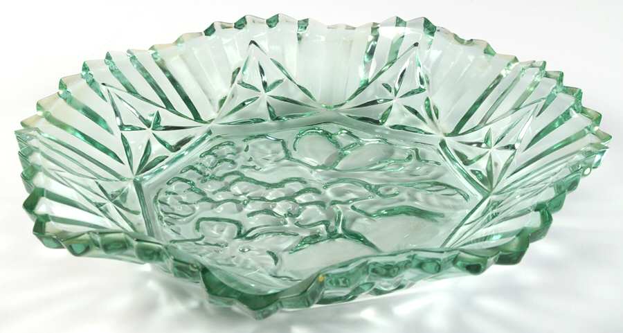 Pioneer Green 11" Round Crimped Bowl by Federal Glass -1