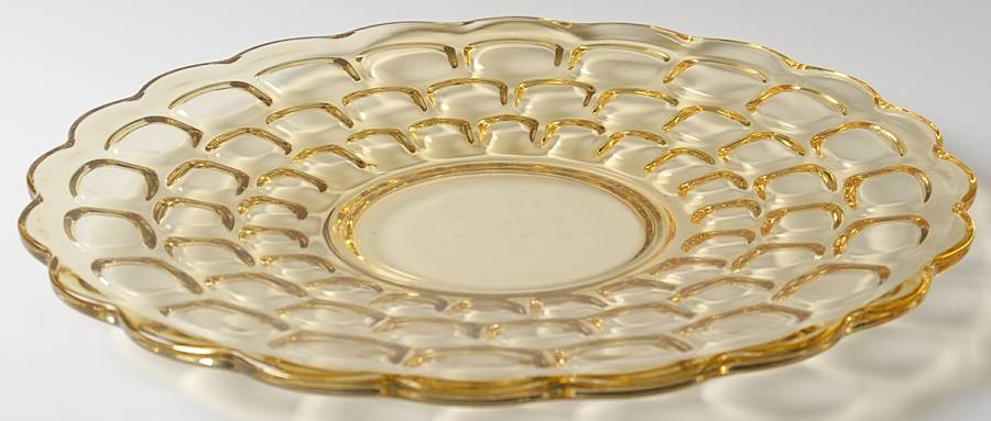 Yorktown Gold (Colonial) 11" Sandwich Plate by Federal Glass -1