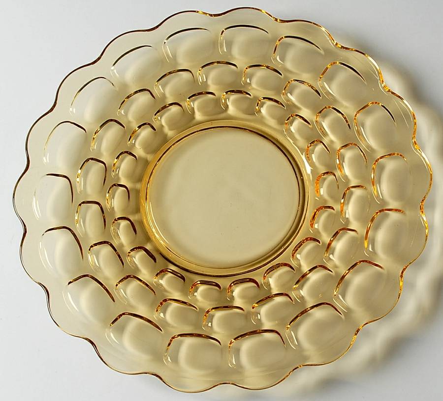 Yorktown Gold (Colonial) Dinner Plate by Federal Glass -1