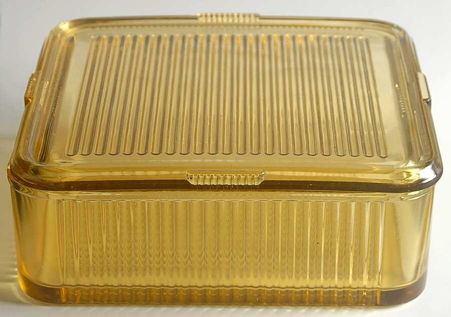 FEG37 Amber Large Square Refrigerator Dish & Lid by Federal Glass -1