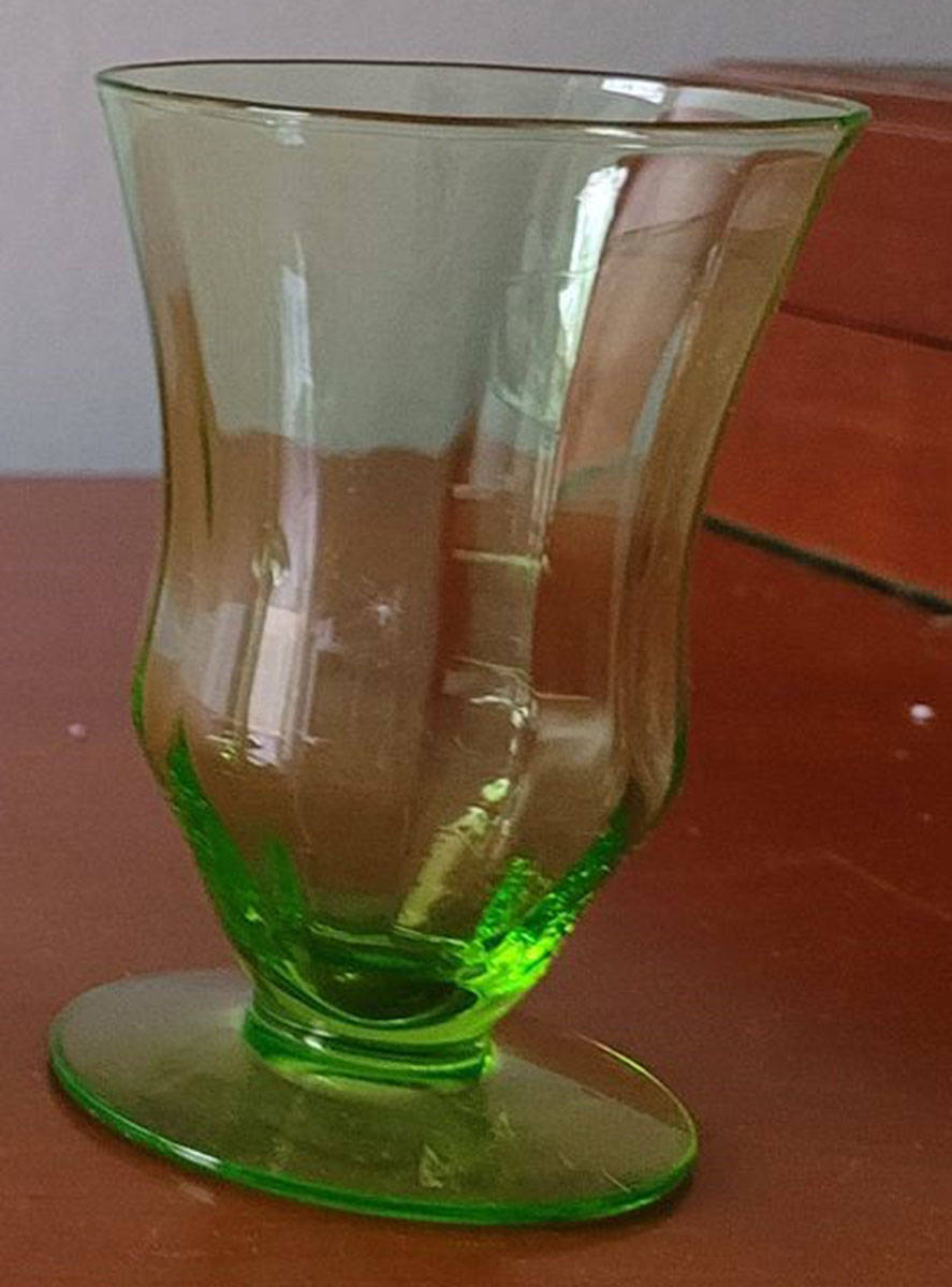 FRY86 Green Juice Glass by Fry-1