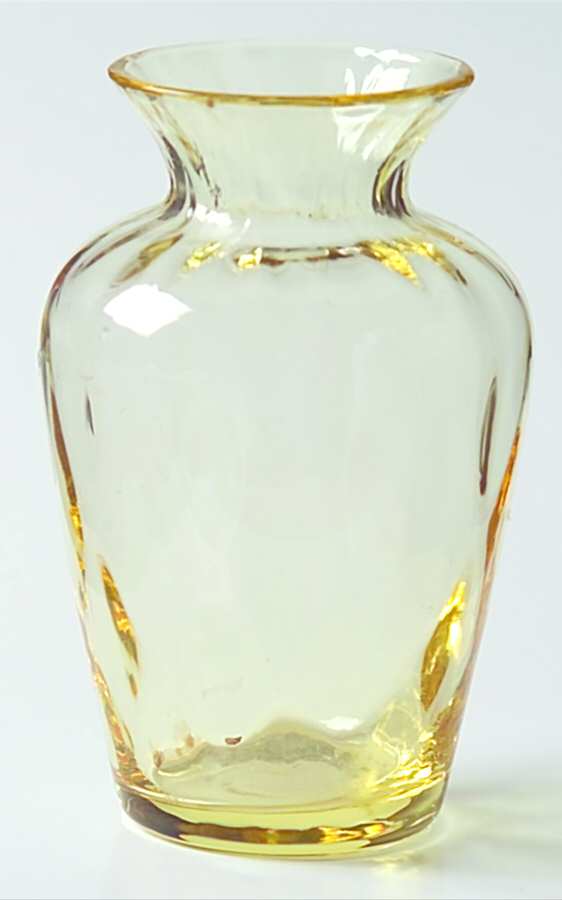 Favor Vase 4231 Yellow Bud Vase by Heisey-1