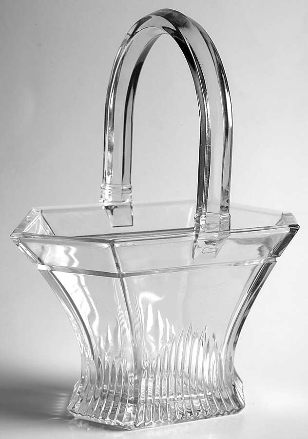 Picket (Line #458) 7" Basket by Heisey-1