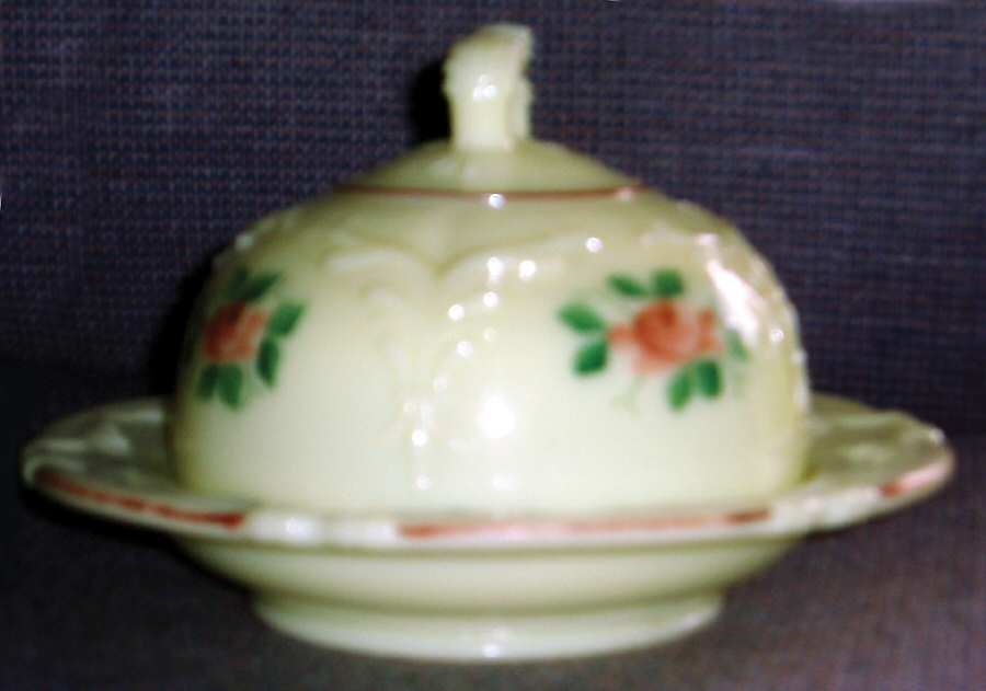 1280-1 Custard Round Covered Butter by Heisey-1