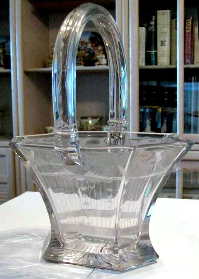 462-3 10" Basket by Heisey-1